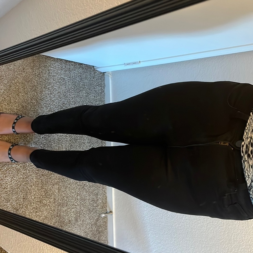 Skinny black jean size 9
